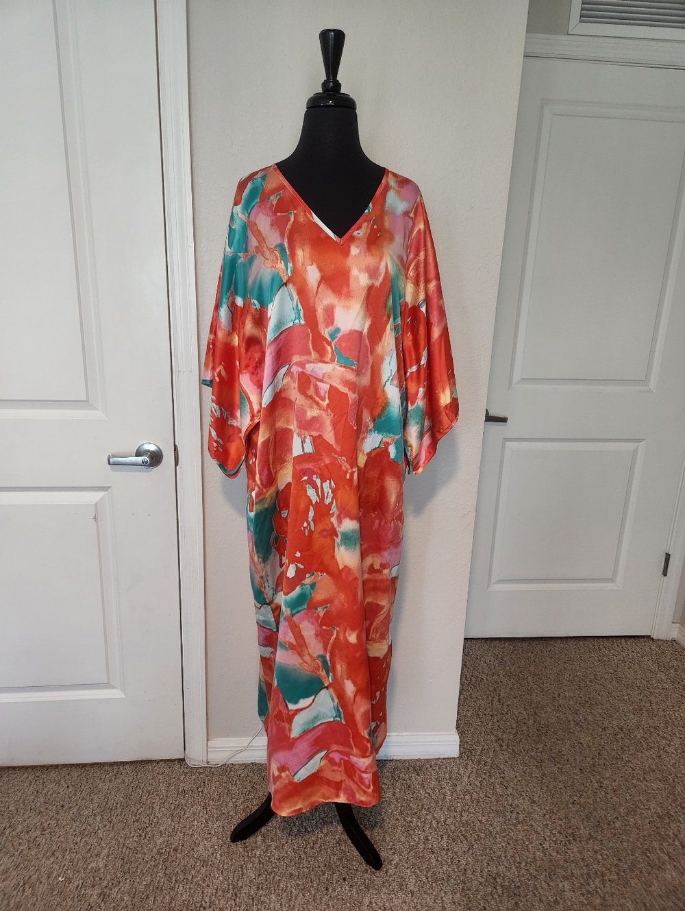 Natori Multicolor Abstract Satin Caftan - Orange, Teal, Pink